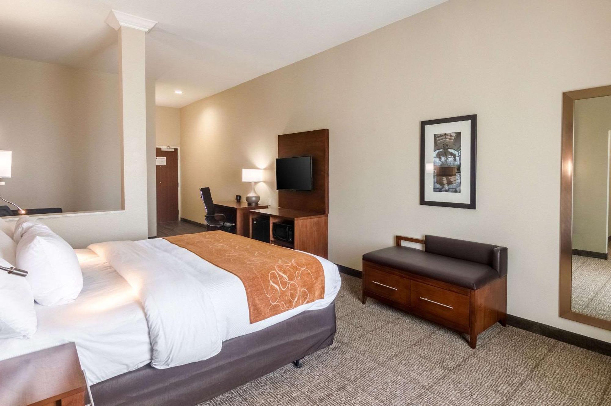 Comfort Suites Meridian And I-40 Oklahoma City Buitenkant foto